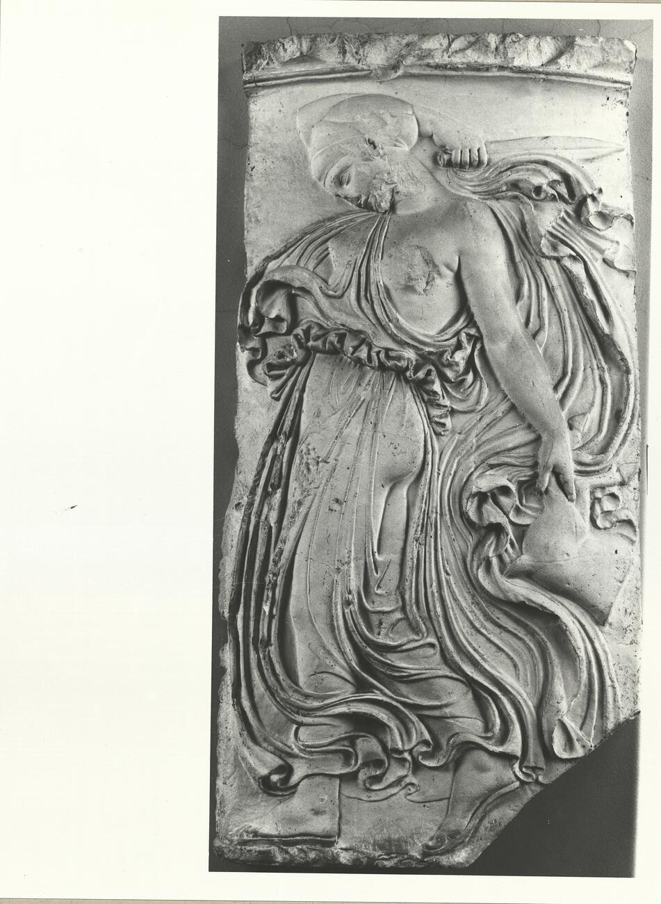 calco di scultura Rilievo con Menade 463 photo