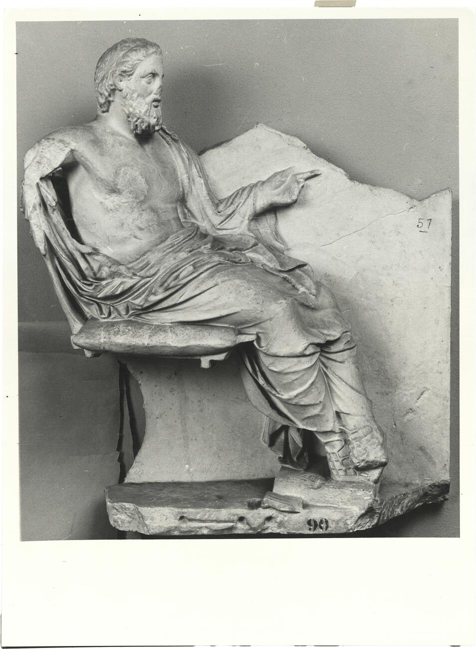 calco di scultura Rilievo di Asclepio 637 photo