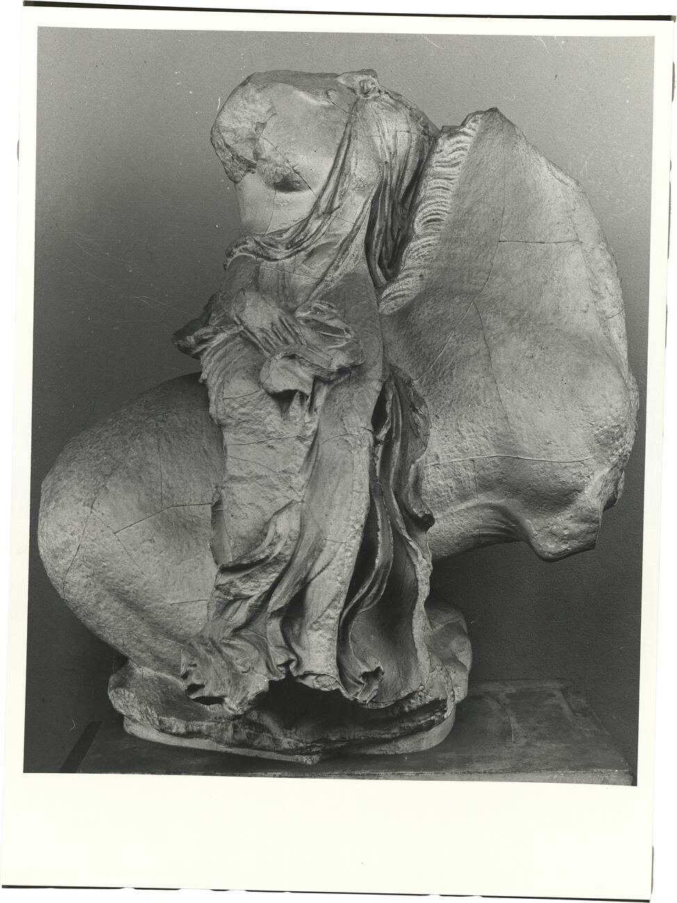 calco di scultura Fanciulla a cavallo (Aura?). Acroterio laterale
(nord) del frontone occidentale del Tempio di Asclepio a Epidauro 647 photo