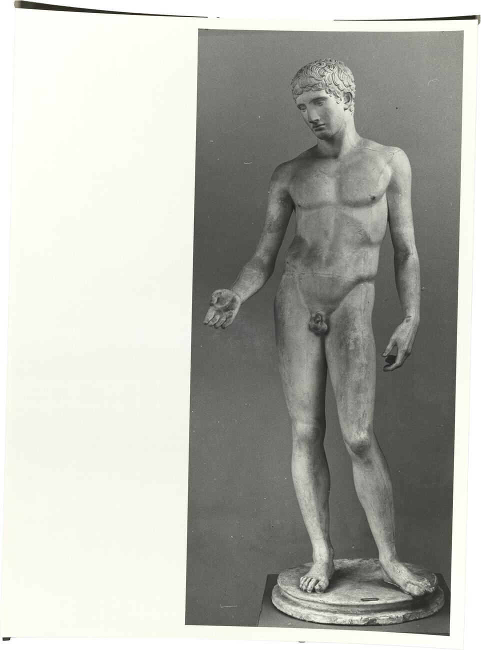 calco di scultura Statua di giovane, c.d. Idolino di Pesaro 660 photo
