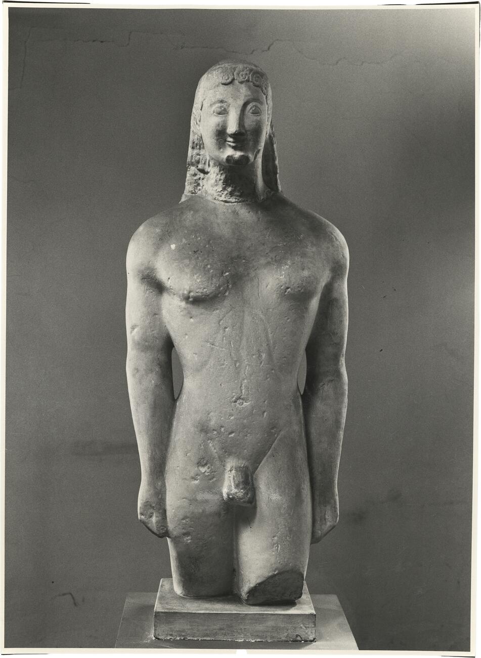 calco di scultura Kouros di Thera 67 photo