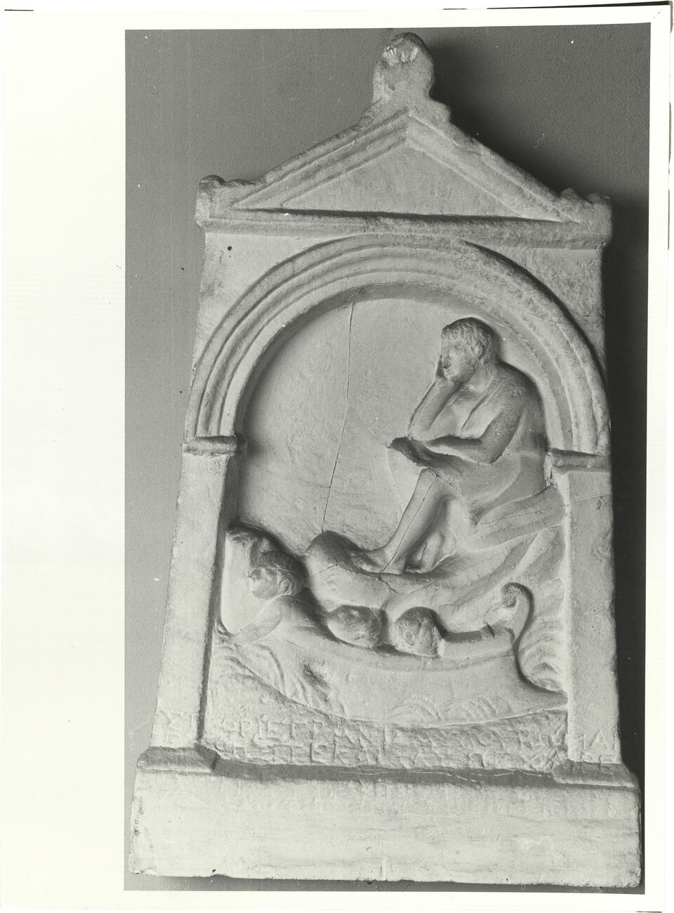 calco di scultura Stele funeraria di Spurius Granius 704 photo