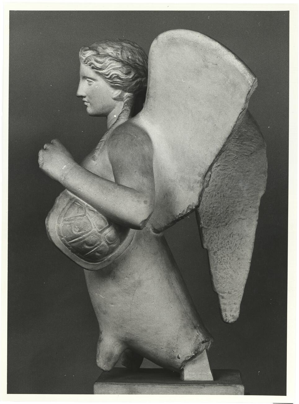 calco di scultura Statua di sirena funeraria con lira 713 photo