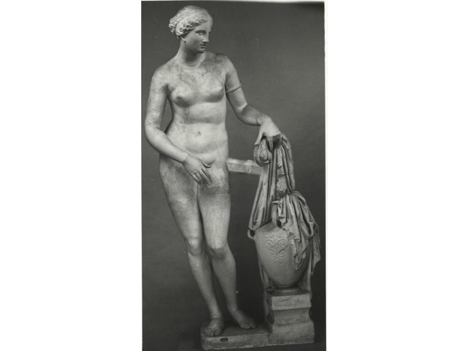 Calco di scultura dell’Afrodite Cnidia. Ricostruzione 741 photo