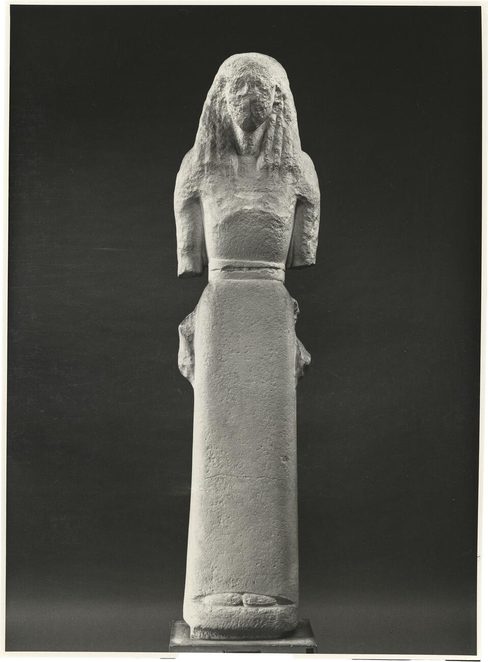 calco di scultura Kore dedicata da Nikandre 89 photo