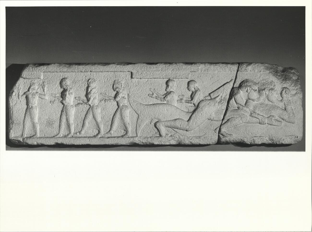 calco di scultura Fregio sull'architrave del tempio di Atena ad Assòs 97 photo