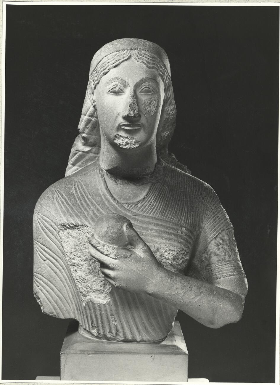 calco di scultura Torso di kore 99 photo