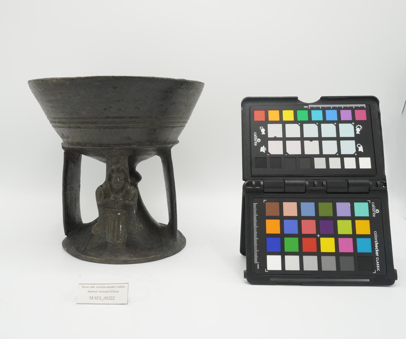 Calice a cariatidi MAEI_00222 photo