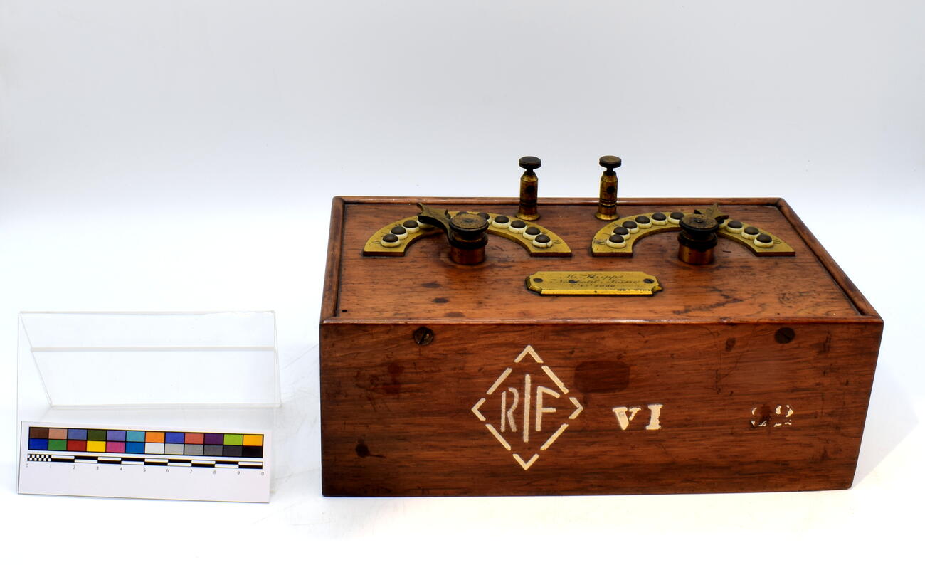 Reostato da 100 a 10000 Unità Siemens EM0005 photo