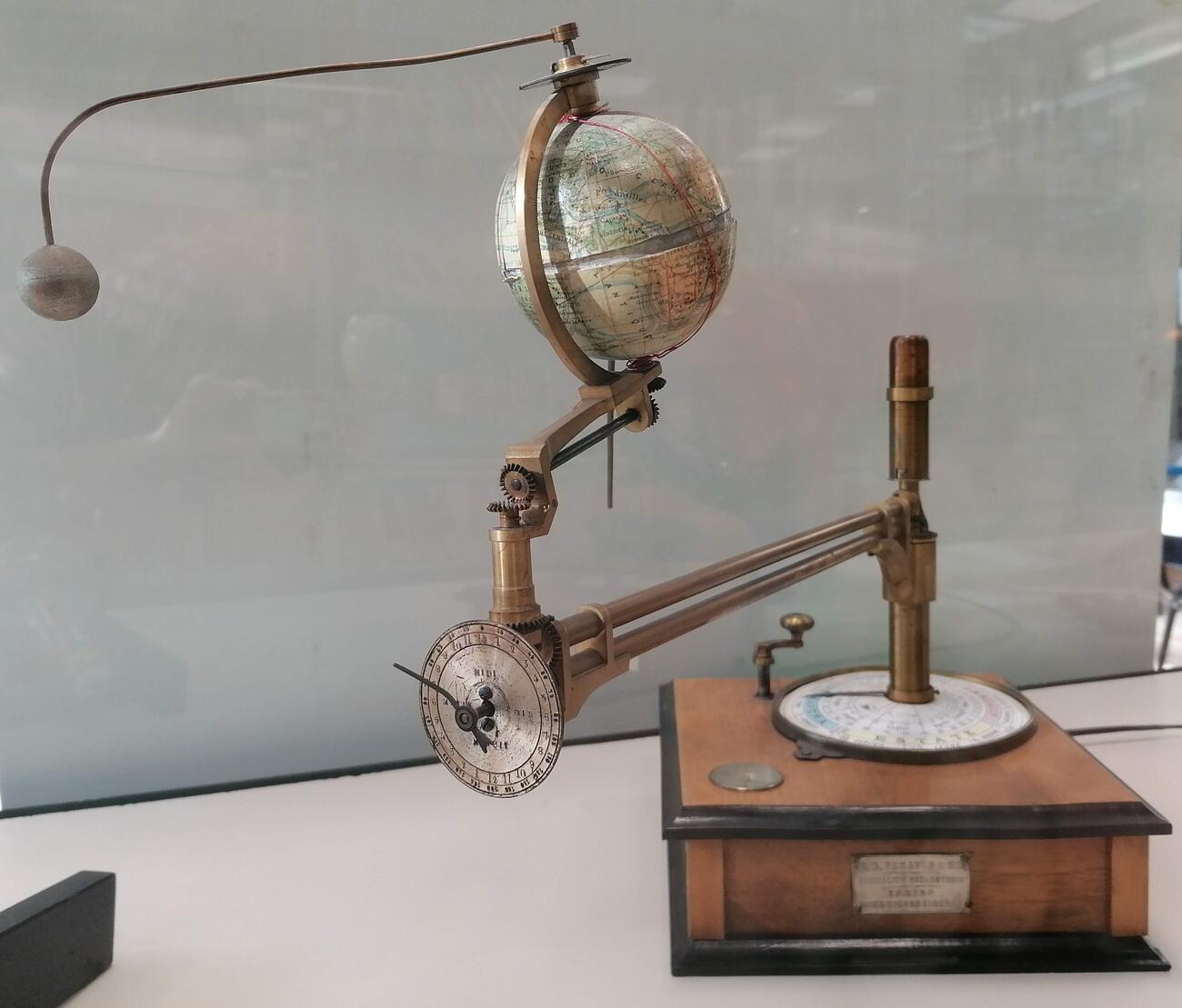 Tellurio astronomico MGEO_INV3S photo