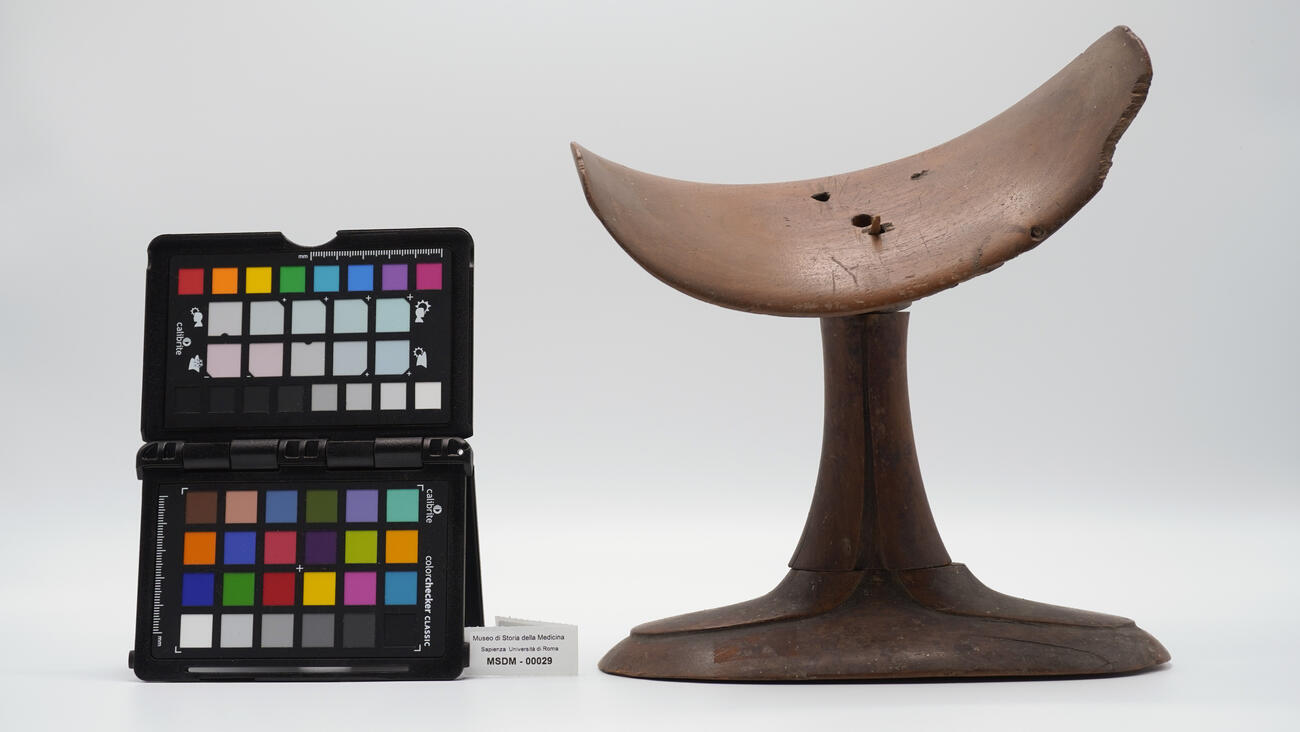 poggiacapo ligneo 00029 photo