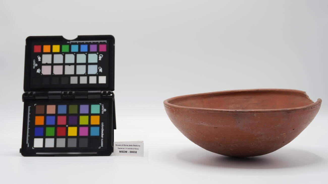 coppa con verniciatura 00032 photo