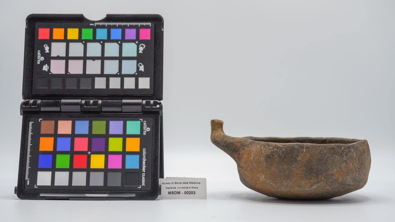 terrina con manico 00203 photo