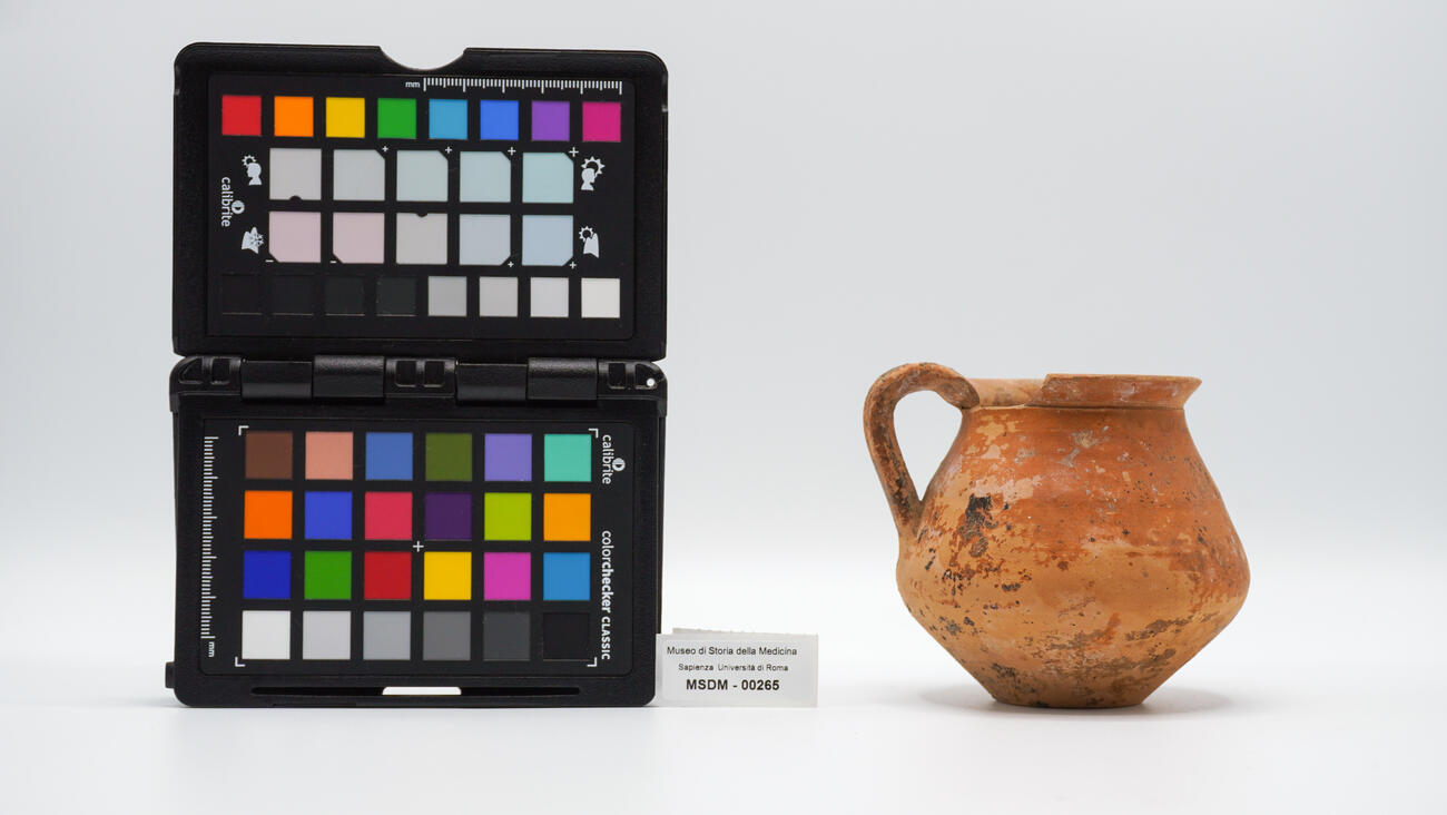 vaso con ansa 00265 photo