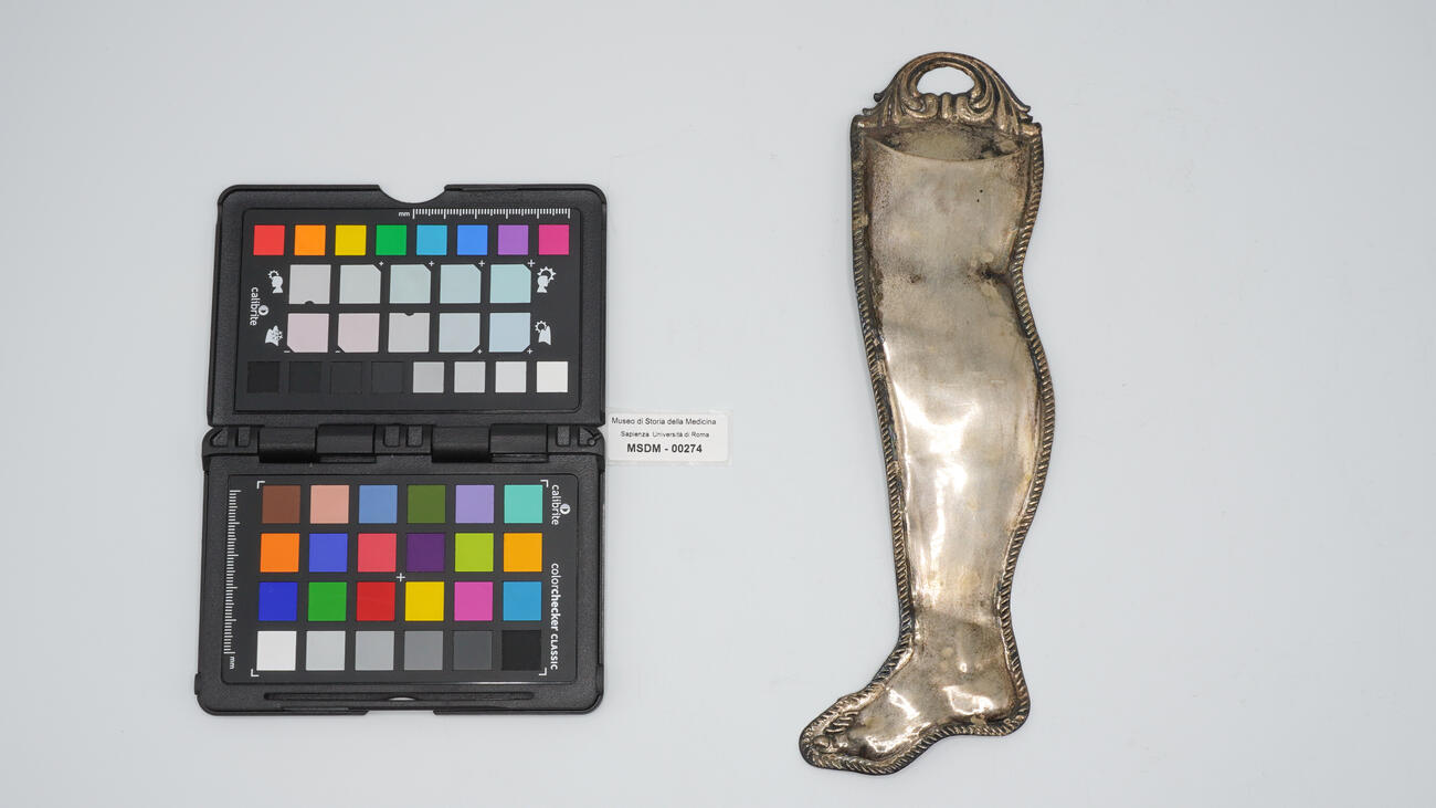 ex voto gamba 00274 photo