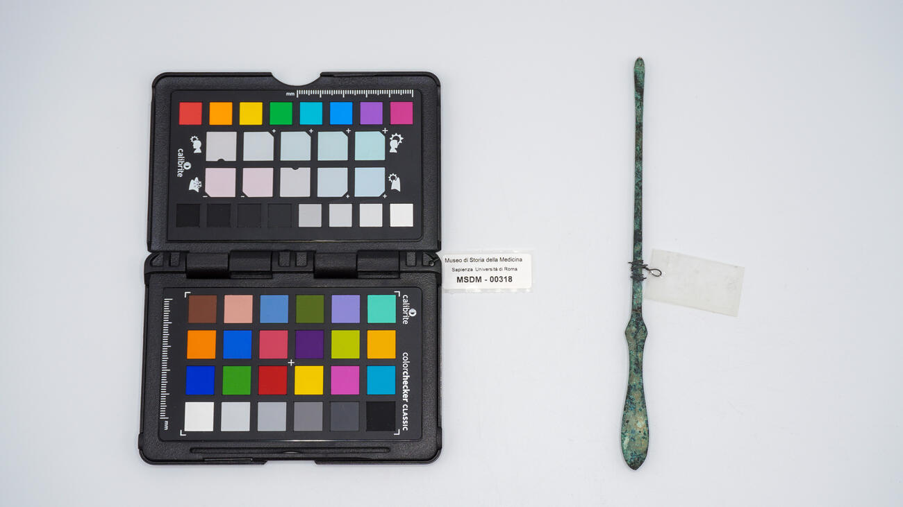 spatola con manico a linea 00318 photo