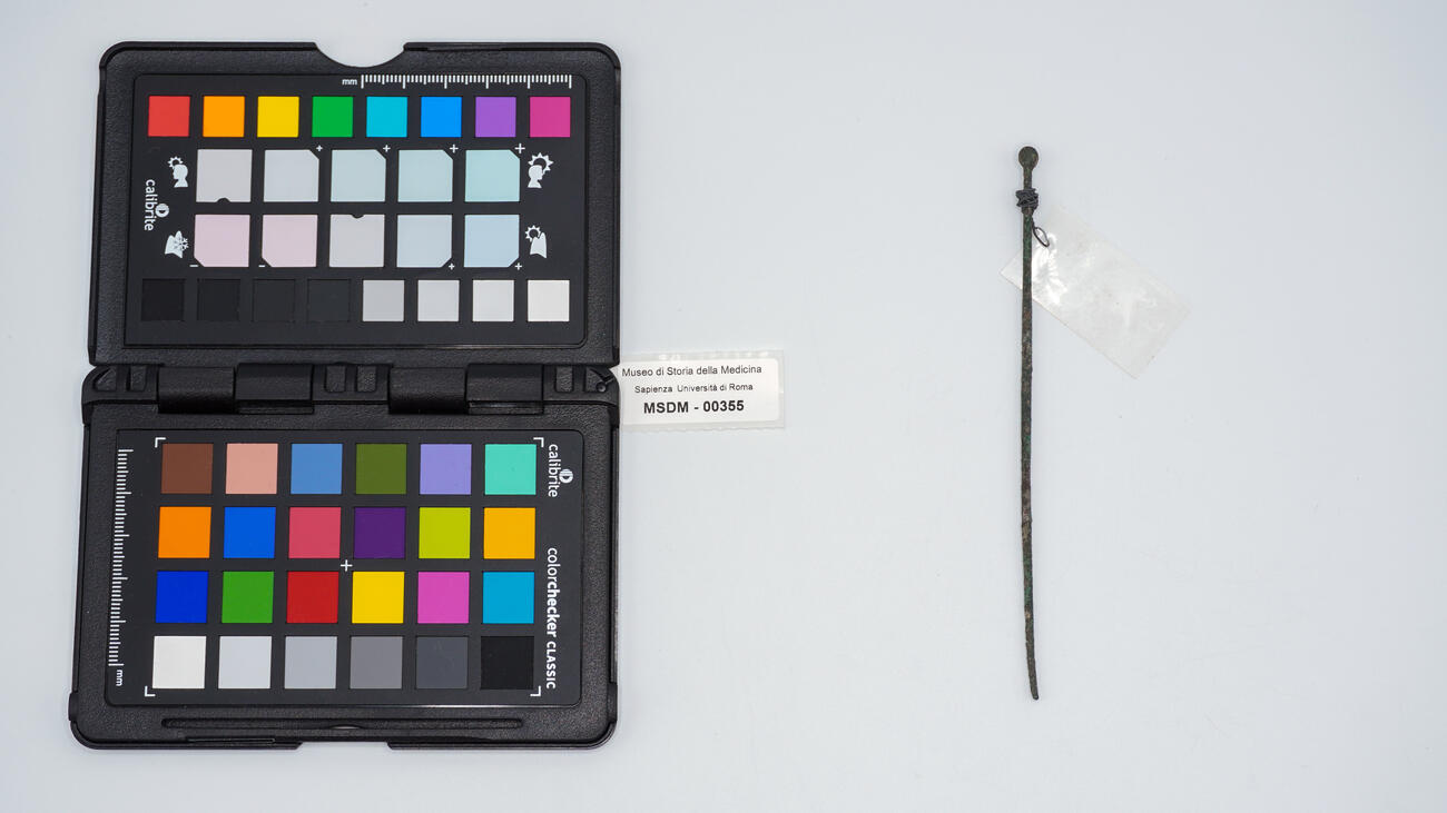 specillo auricolare 00355 photo