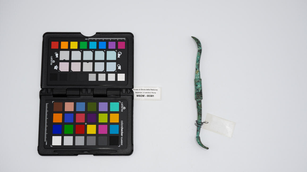 leva doppia 00381 photo