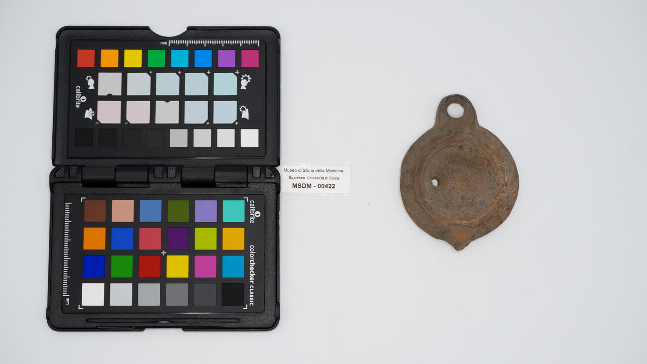 lucerna romana 00422 photo