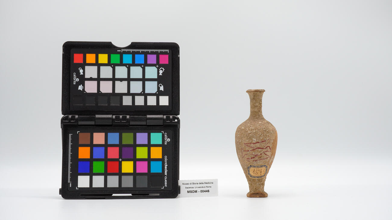 unguentario romano 00446 photo