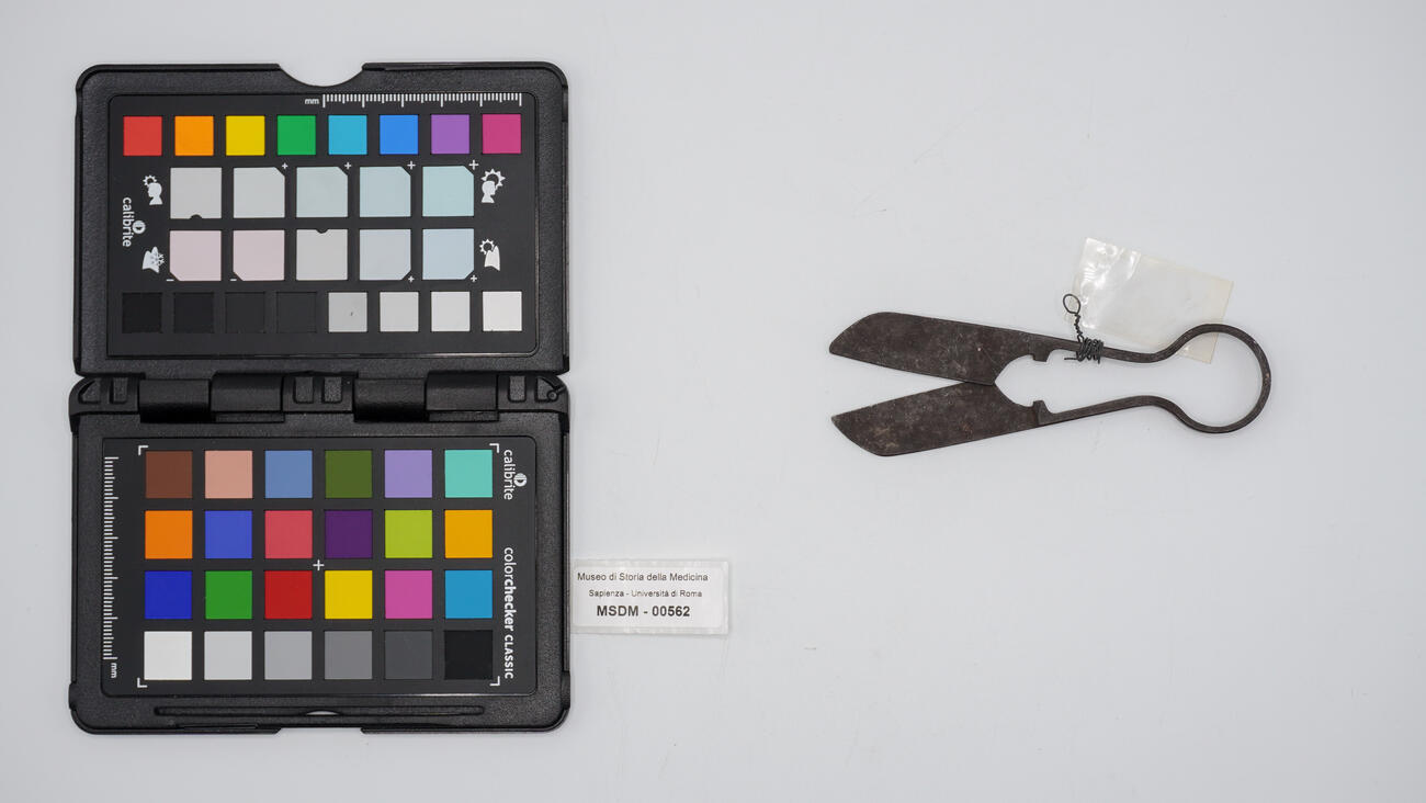 forbici chirurgiche 00562 photo