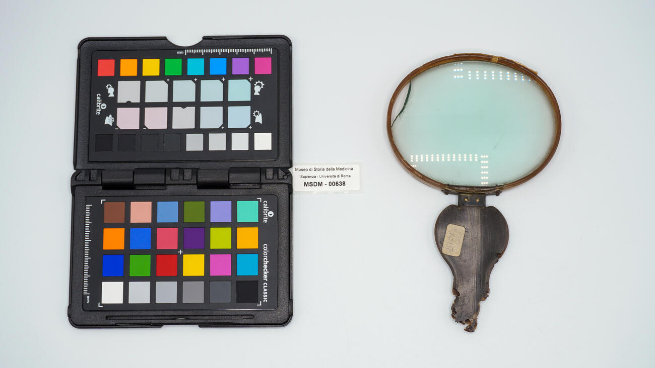 lente biconcava 00638 photo