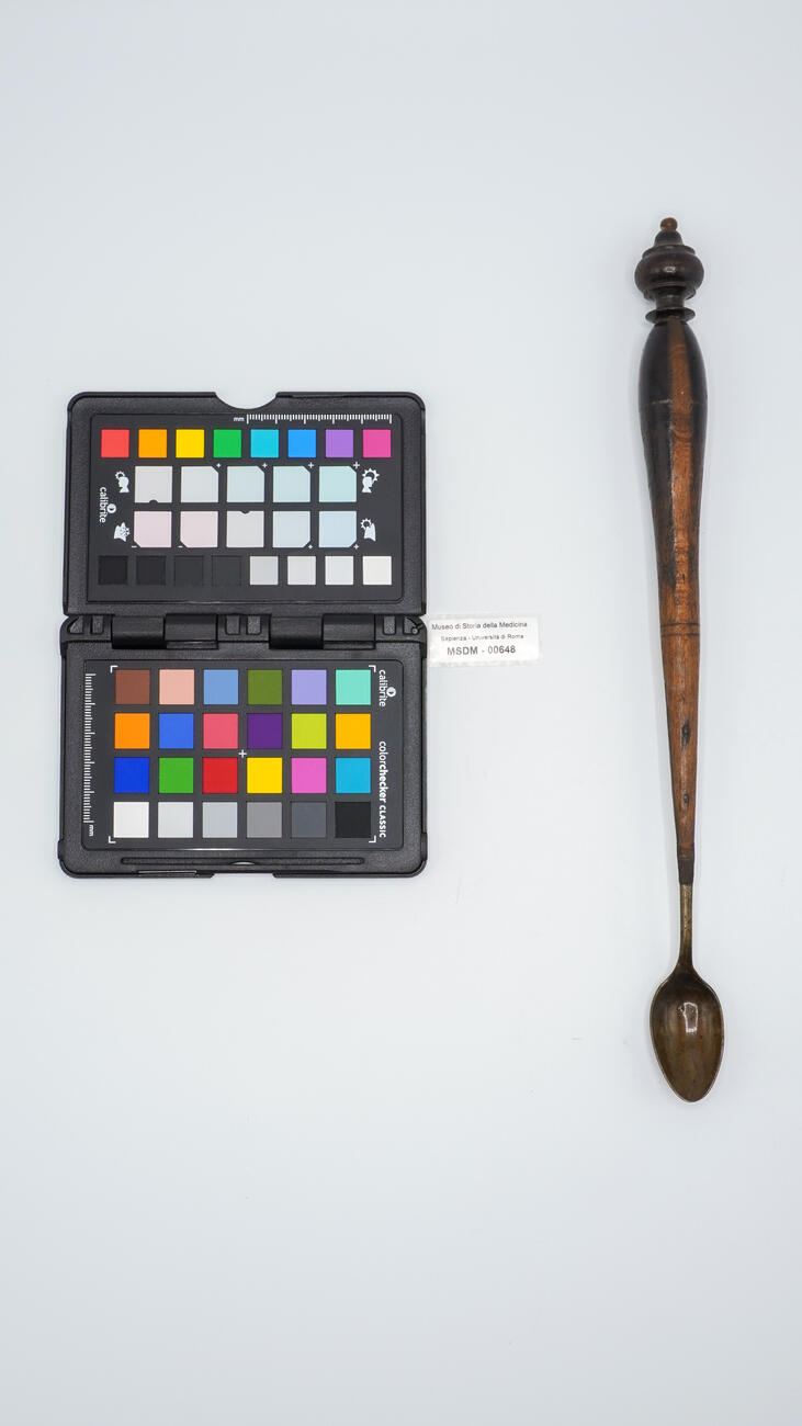 cucchiaio per terapia 00648 photo